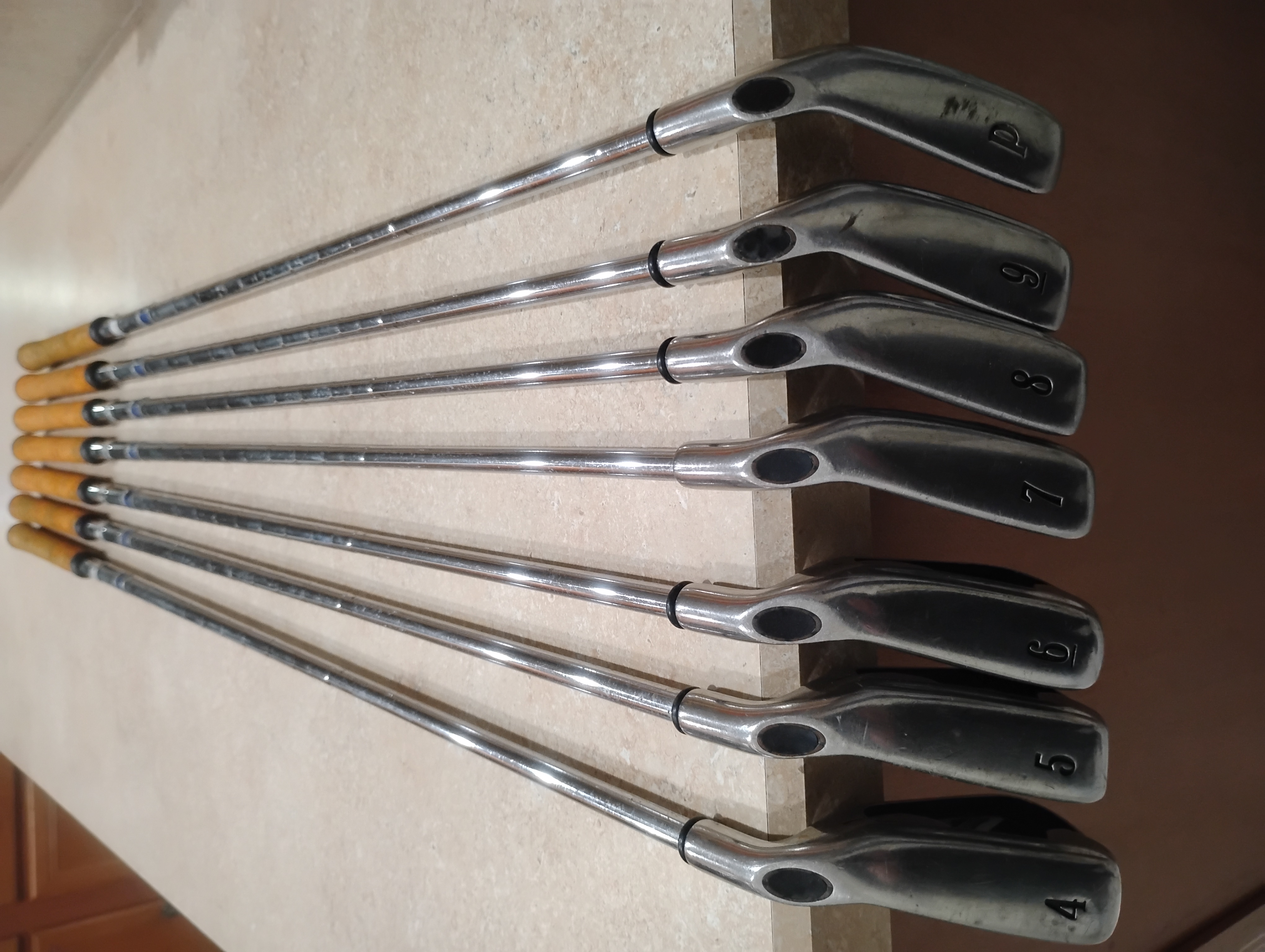 Callaway Golf x20 Iron Set Steel Shaft Regular Flex RH 4-PW