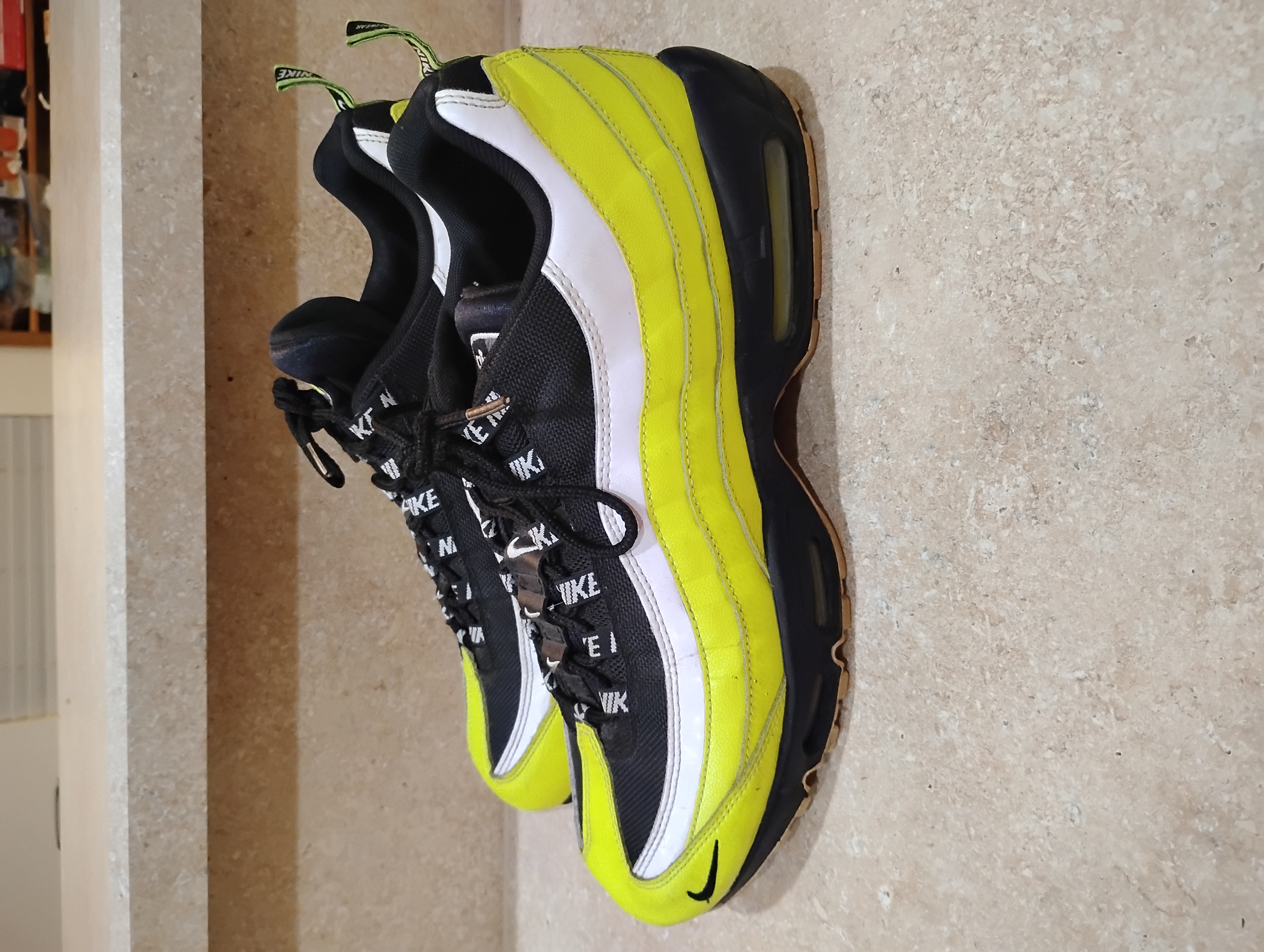 Nike Air Max 95 Premium Reverse Volt Glow 2018 538416-701 Sneakers Size 13